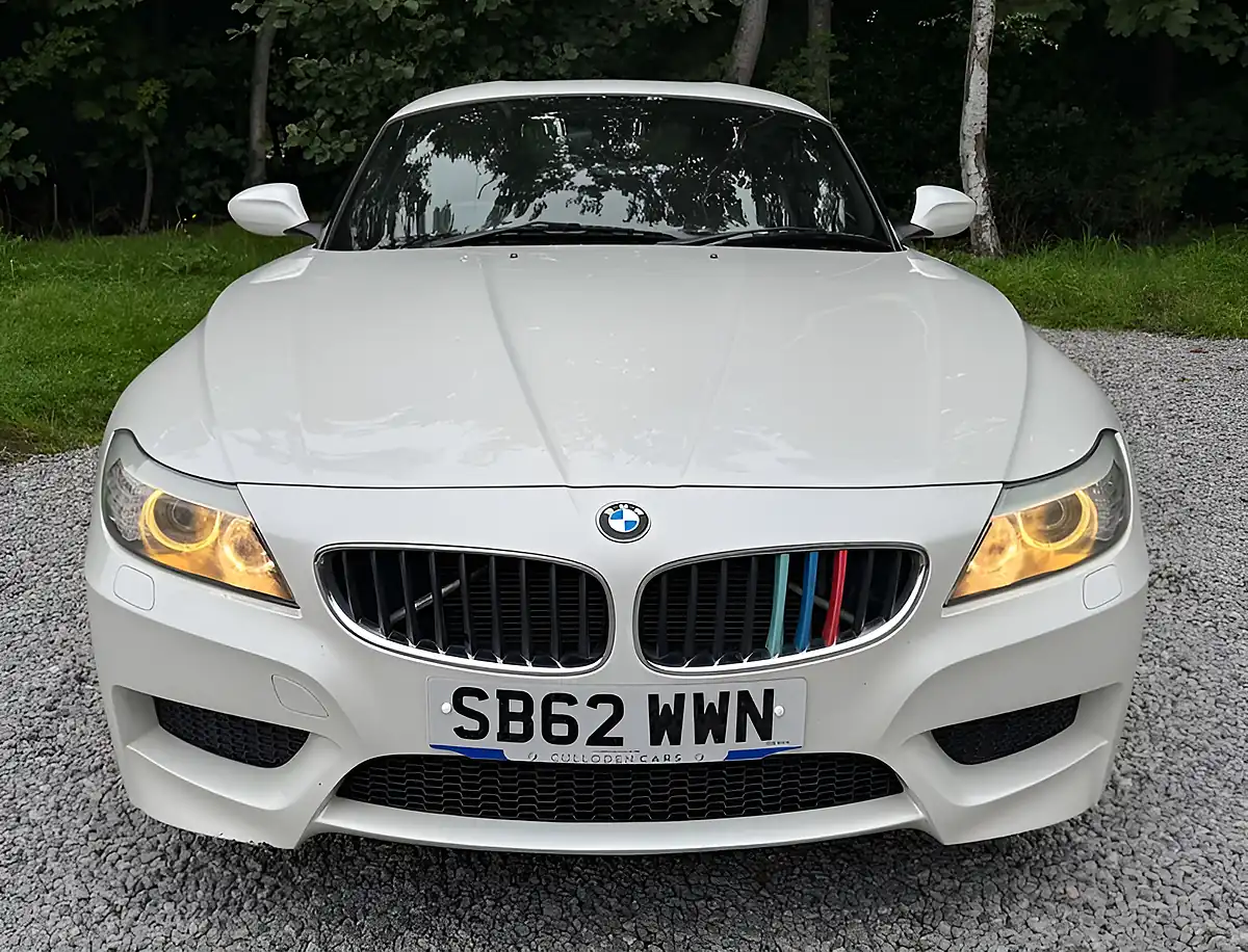 Used 2012 BMW Z4 M Sport Mineral White - Interior and Exterior details 8