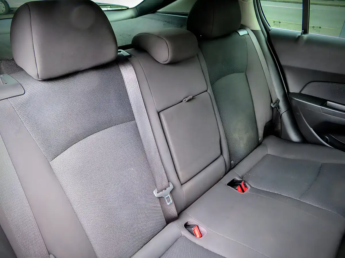 Used 2012 Chevrolet Cruze Ltz Metallic Silver - Interior and Exterior details 11