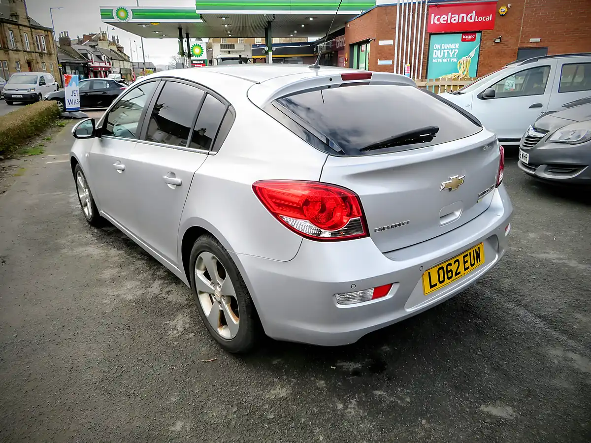 Used 2012 Chevrolet Cruze Ltz Metallic Silver - Interior and Exterior details 6