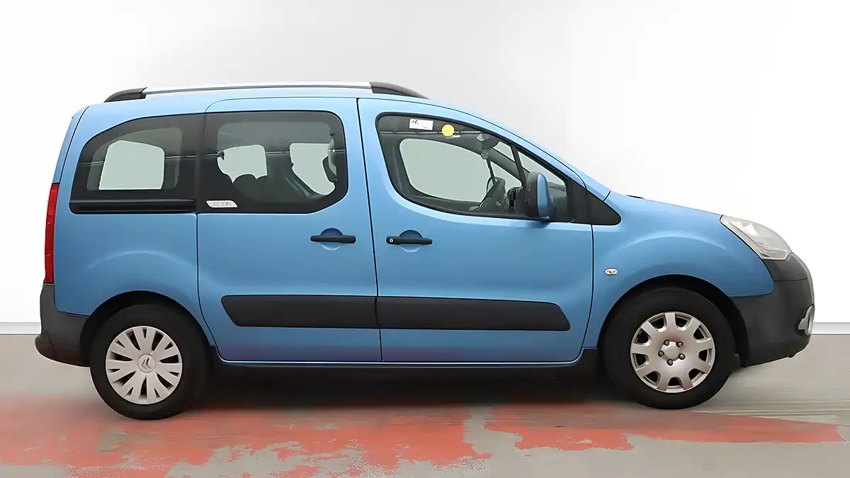 Used 2012 Citroen Berlingo Xtr Multispace Blue - Interior and Exterior details 5