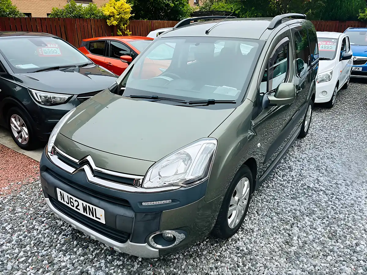 Used 2012 Citroen Berlingo Xtr Multispace Grey - Interior and Exterior details 10