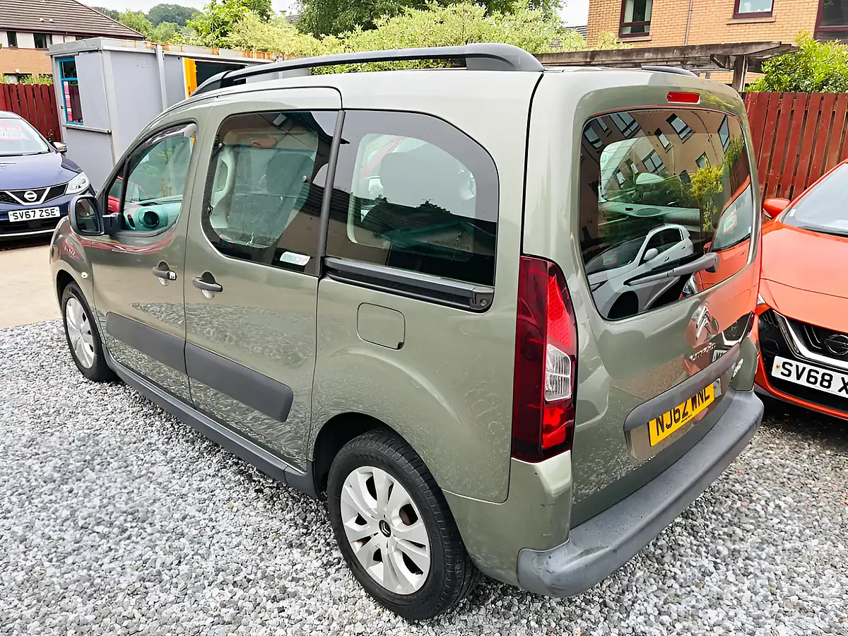 Used 2012 Citroen Berlingo Xtr Multispace Grey - Interior and Exterior details 11