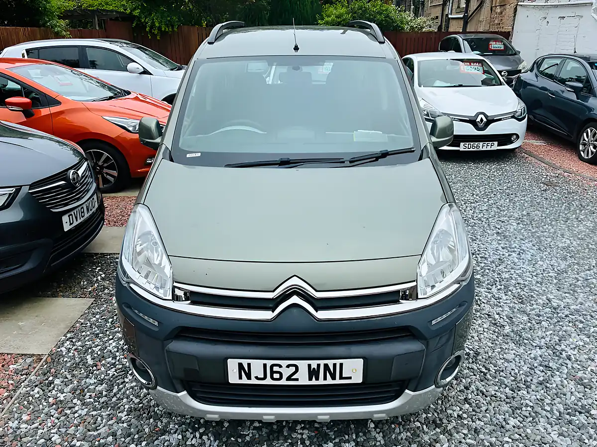 Used 2012 Citroen Berlingo Xtr Multispace Grey - Interior and Exterior details 3