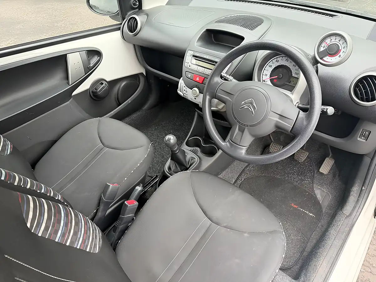 Used 2012 Citroen C1 Vtr White - Interior and Exterior details 6