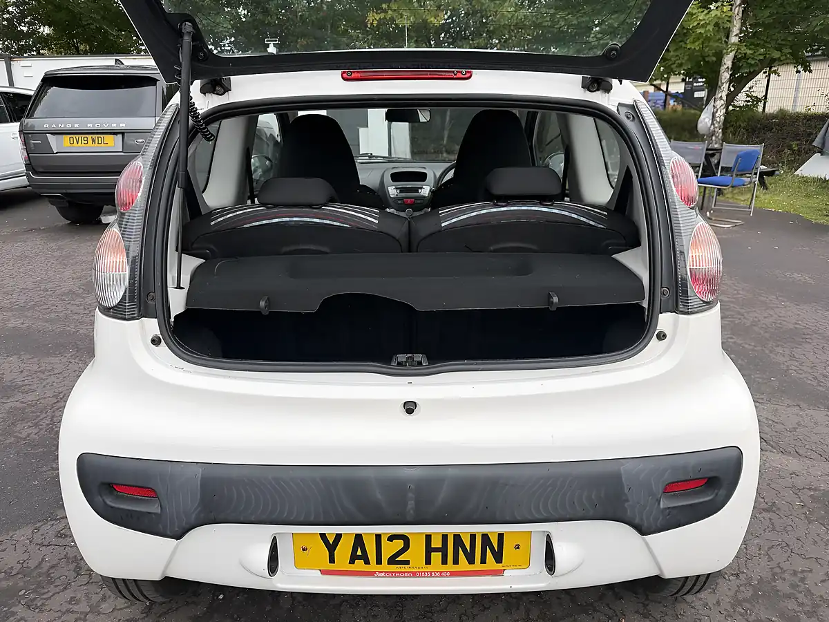 Used 2012 Citroen C1 Vtr White - Interior and Exterior details 9