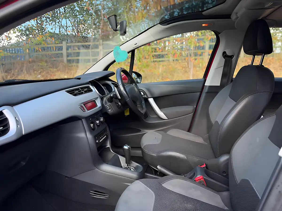 Used 2012 Citroen C3 Airdream Vtr+ Red - Interior and Exterior details 19