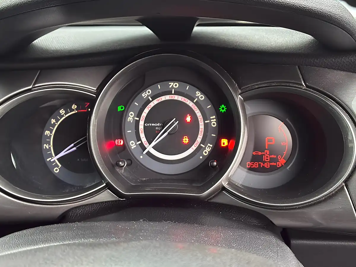 Used 2012 Citroen C3 Exclusive Grey - Interior and Exterior details 7