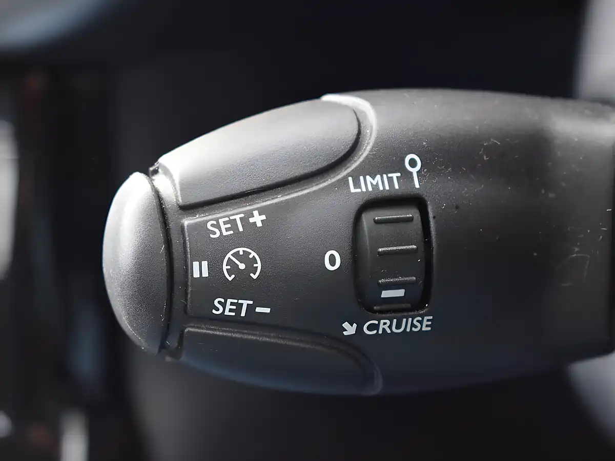 Used 2012 Citroen C3 Exclusive Silver - Interior and Exterior details 12
