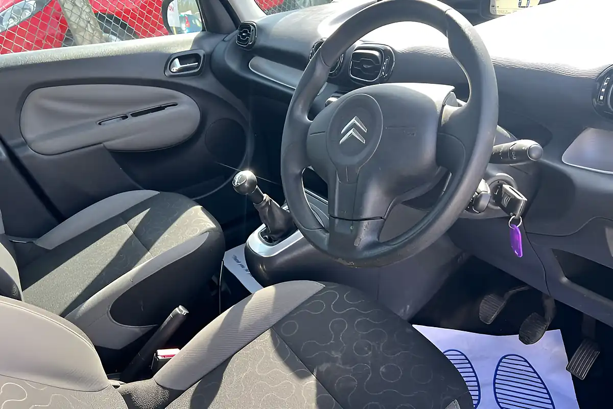 Used 2012 Citroen C3 Picasso Code Grey - Interior and Exterior details 16