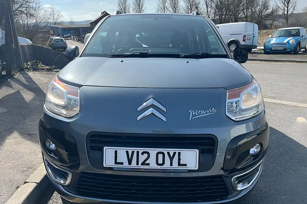 Used 2012 Citroen C3 Picasso Code Grey - Interior and Exterior details 3