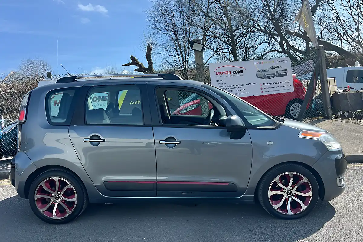 Used 2012 Citroen C3 Picasso Code Grey - Interior and Exterior details 7