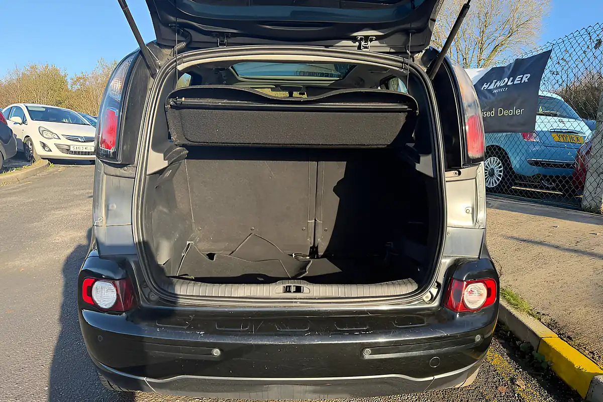 Used 2012 Citroen C3 Picasso Selection Grey - Interior and Exterior details 14