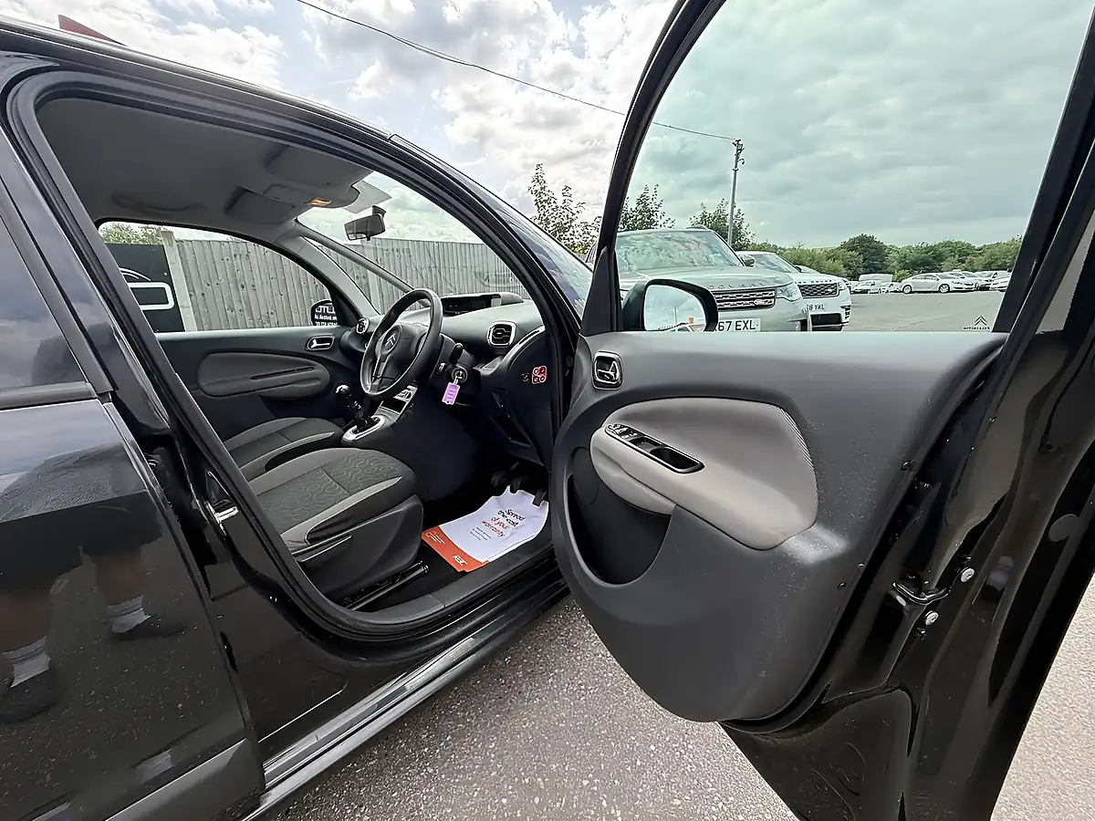 Used 2012 Citroen C3 Picasso Vtr+ Black - Interior and Exterior details 11