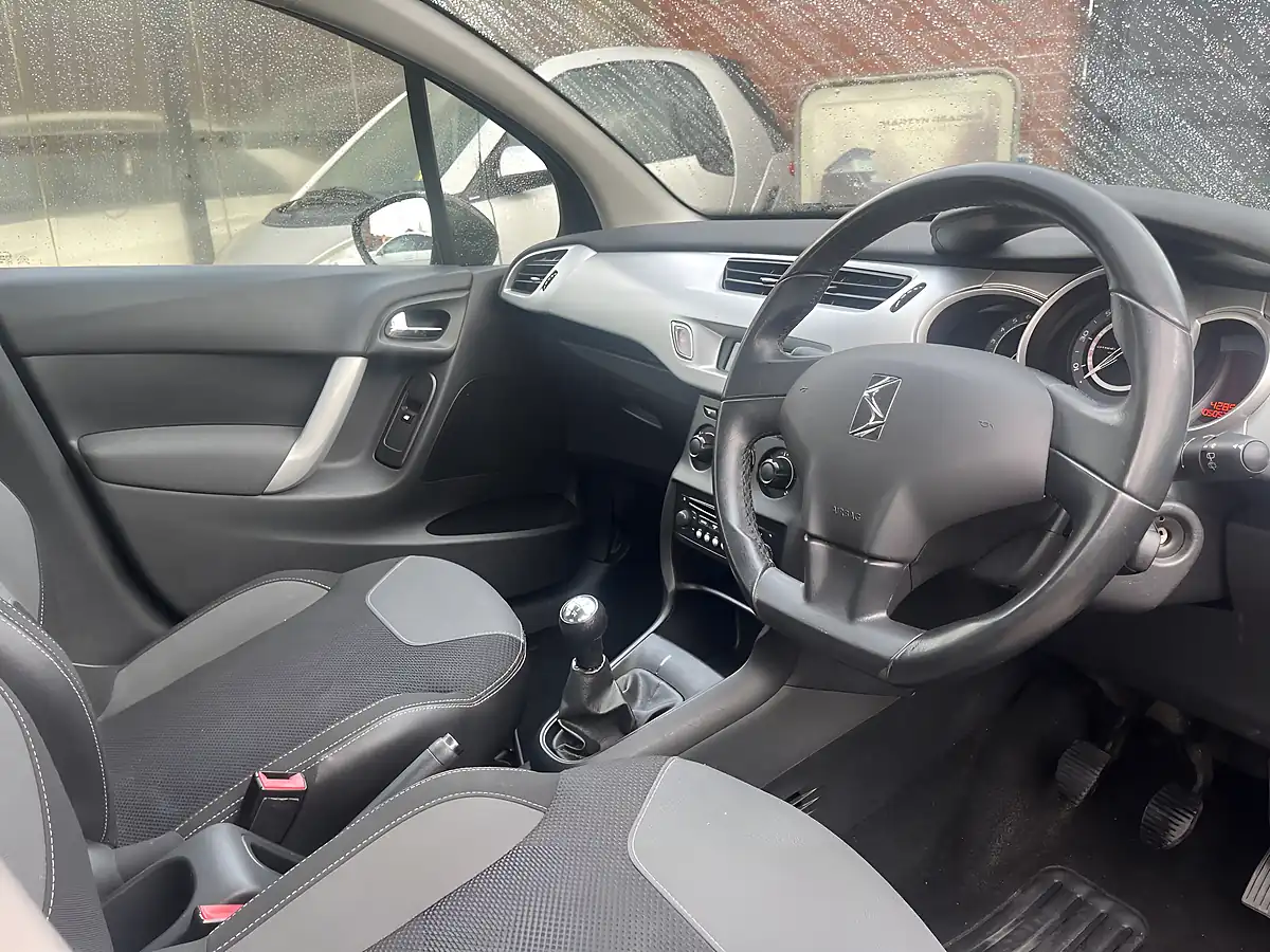 Used 2012 Citroen C3 Vtr+ Bronze - Interior and Exterior details 10