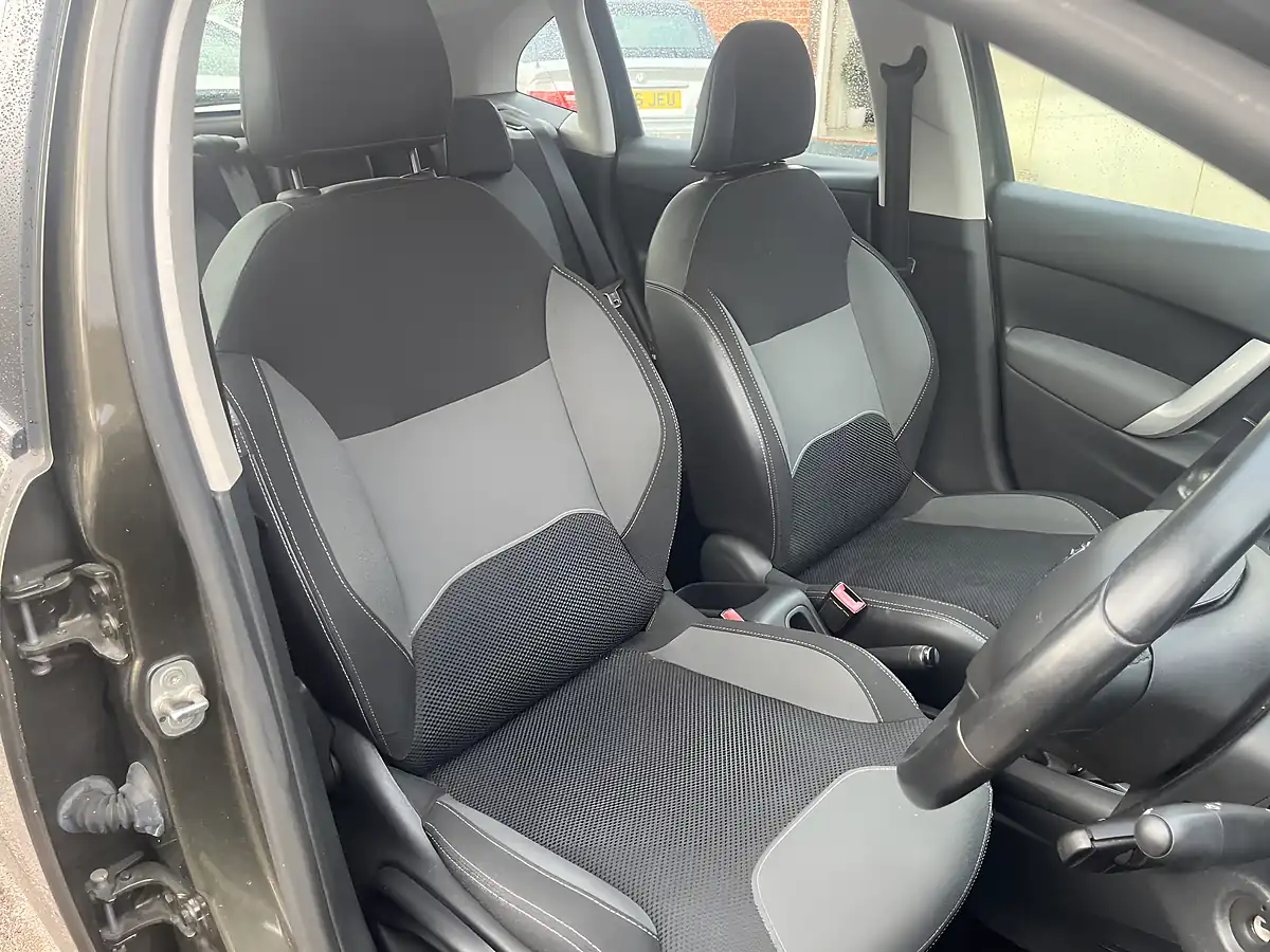 Used 2012 Citroen C3 Vtr+ Bronze - Interior and Exterior details 8
