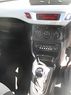Used 2012 Citroen DS3 Blue - Interior and Exterior details 9