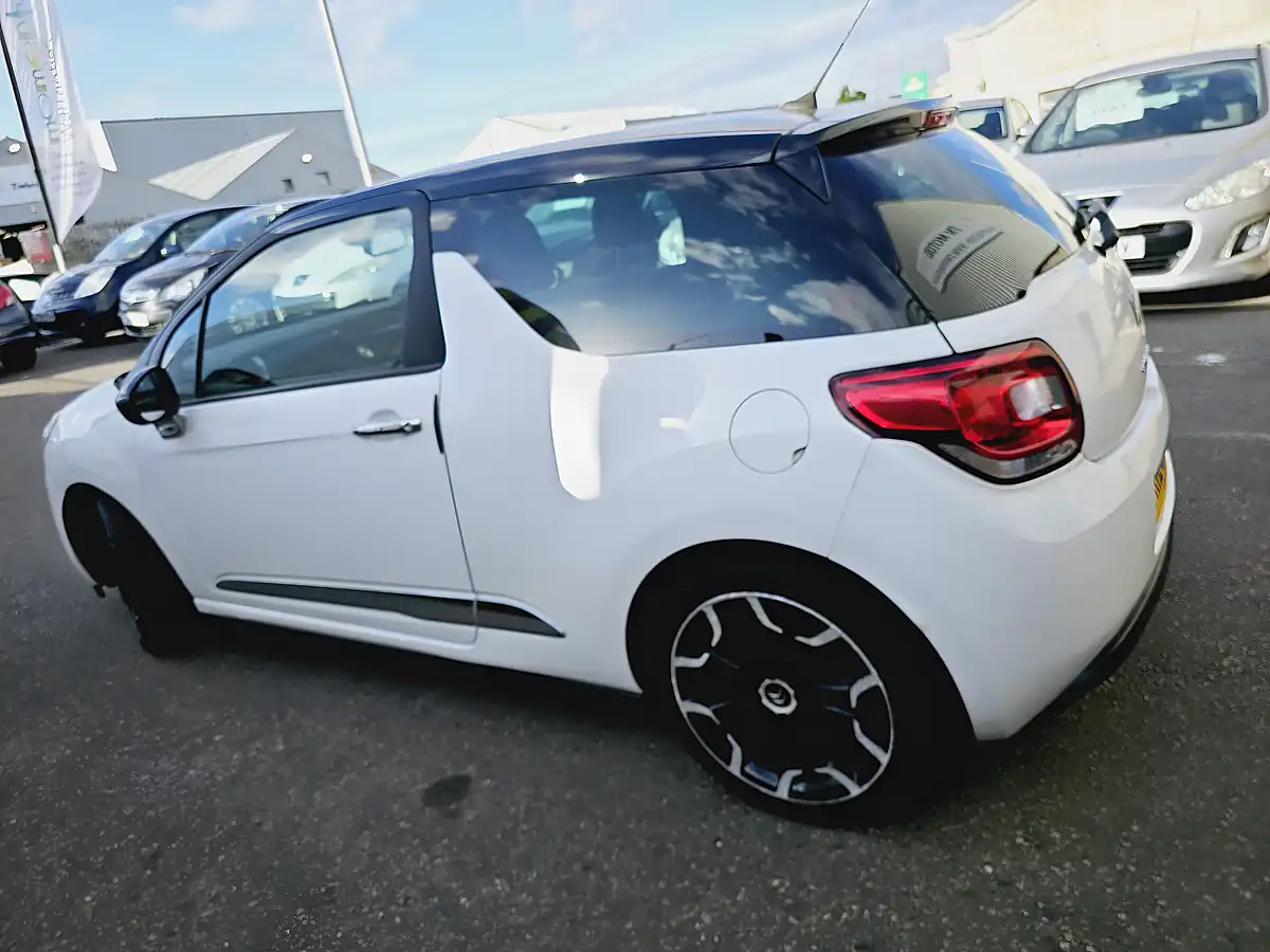 Used 2012 Citroen DS3 Dstyle White - Interior and Exterior details 2