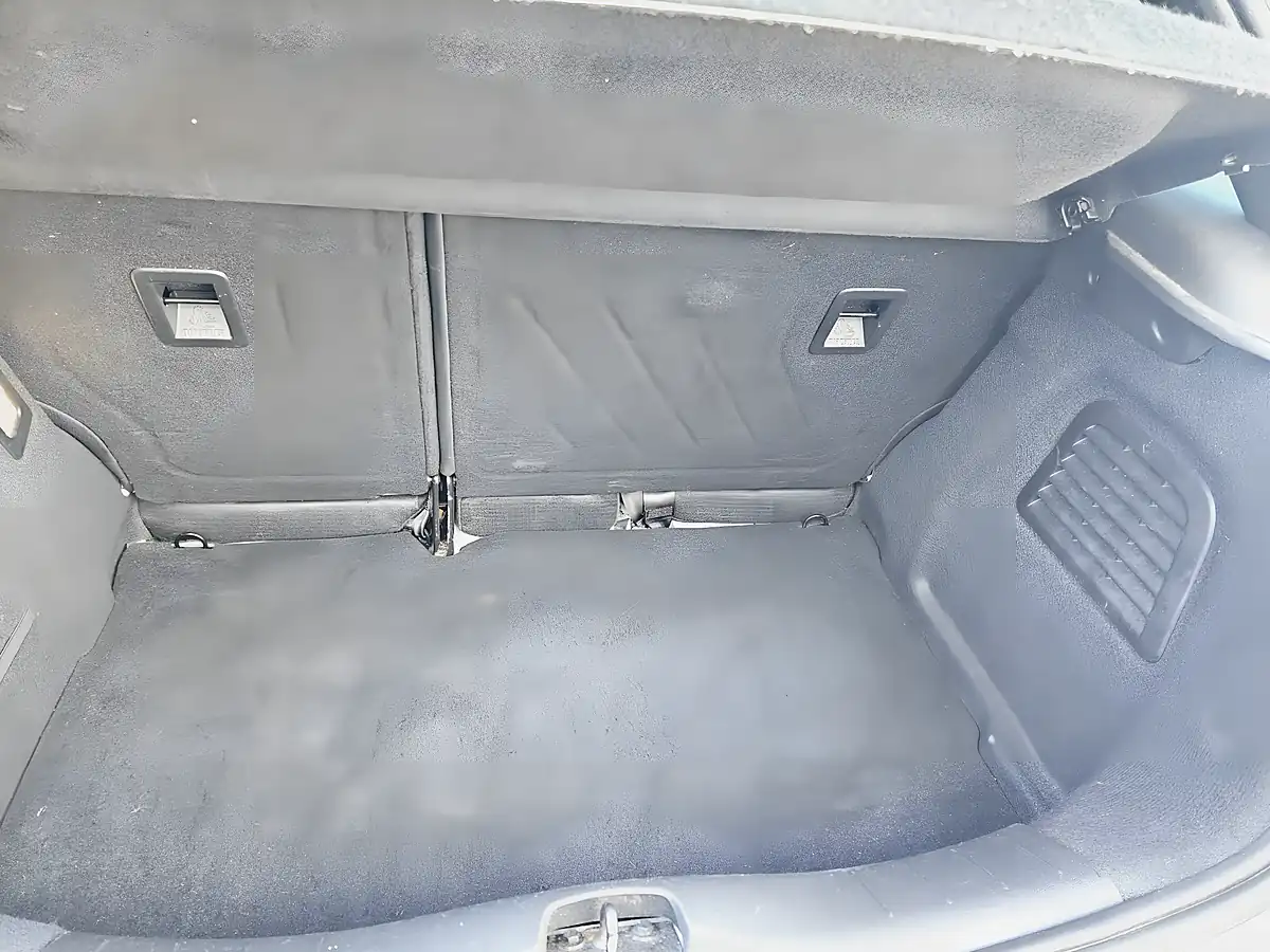 Used 2012 Citroen DS3 Dstyle White - Interior and Exterior details 5