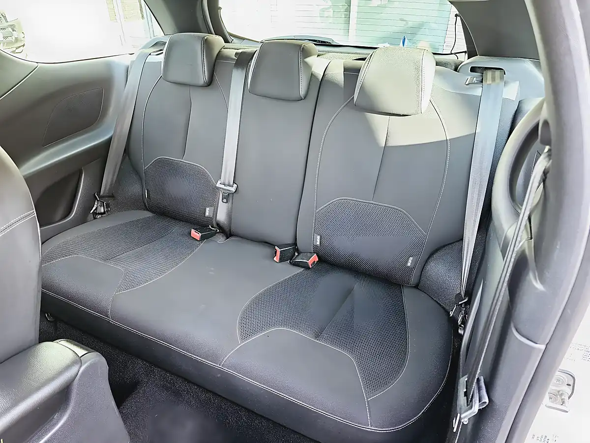 Used 2012 Citroen DS3 Dstyle White - Interior and Exterior details 6