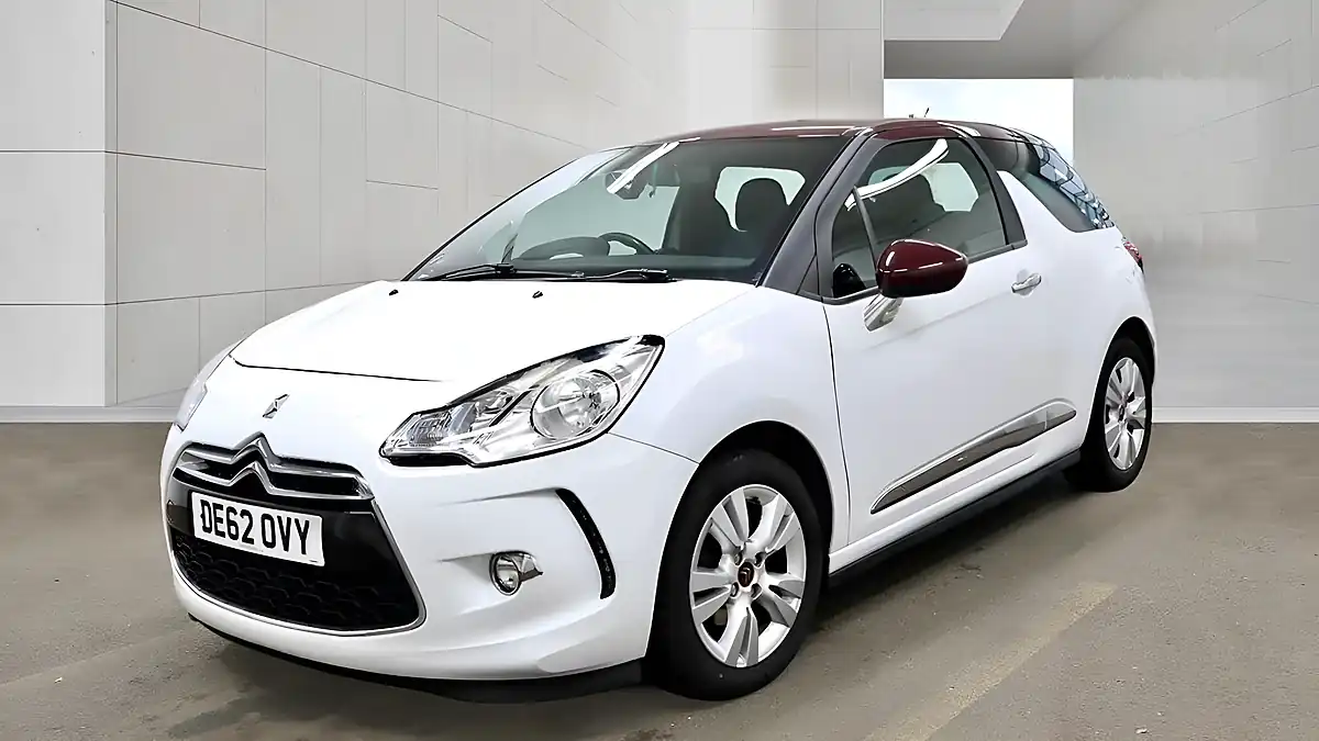 Used 2012 Citroen DS3 Dstyle White - Interior and Exterior details 3