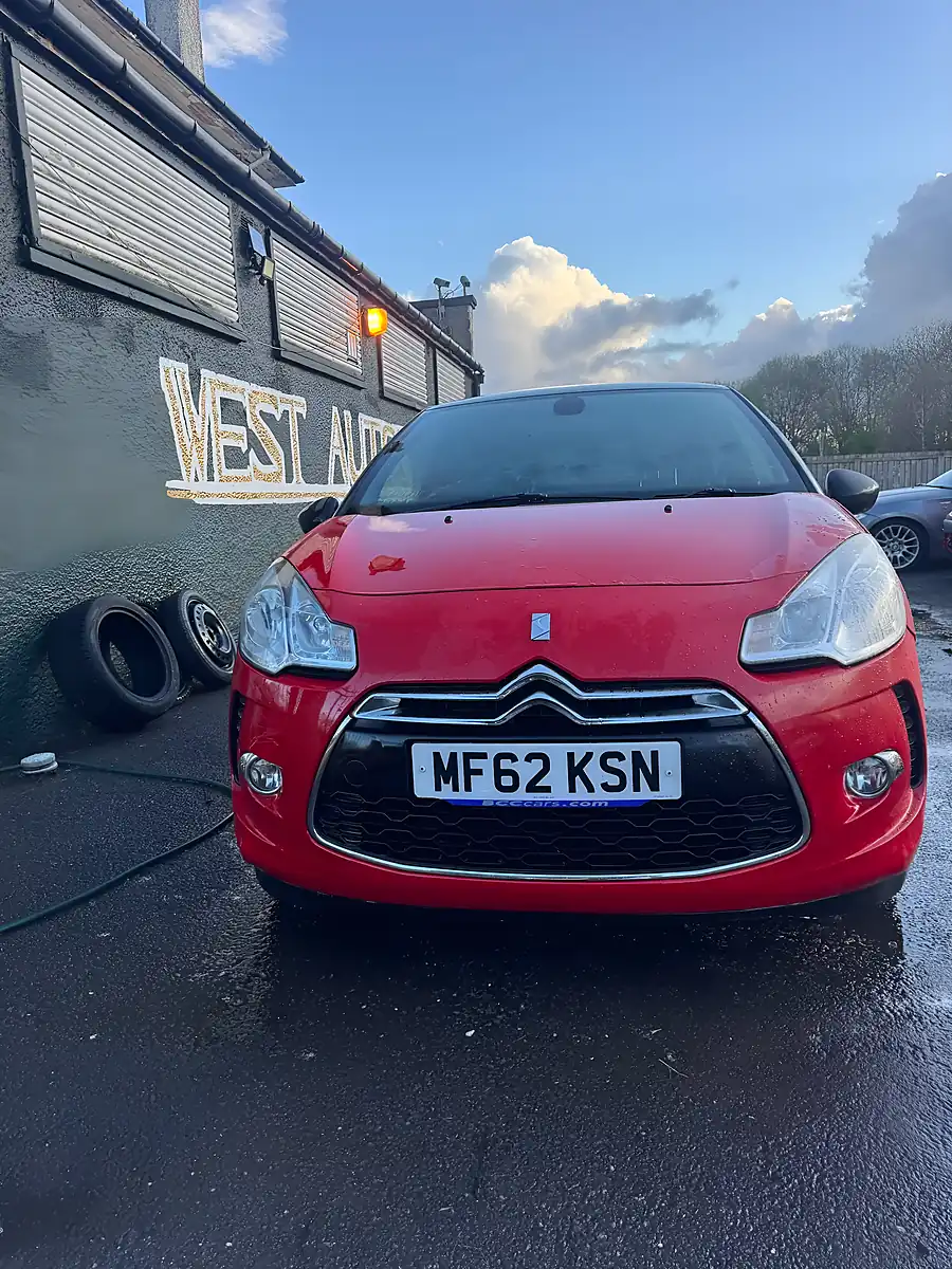 Used 2012 Citroen DS3 - Interior and Exterior details 4