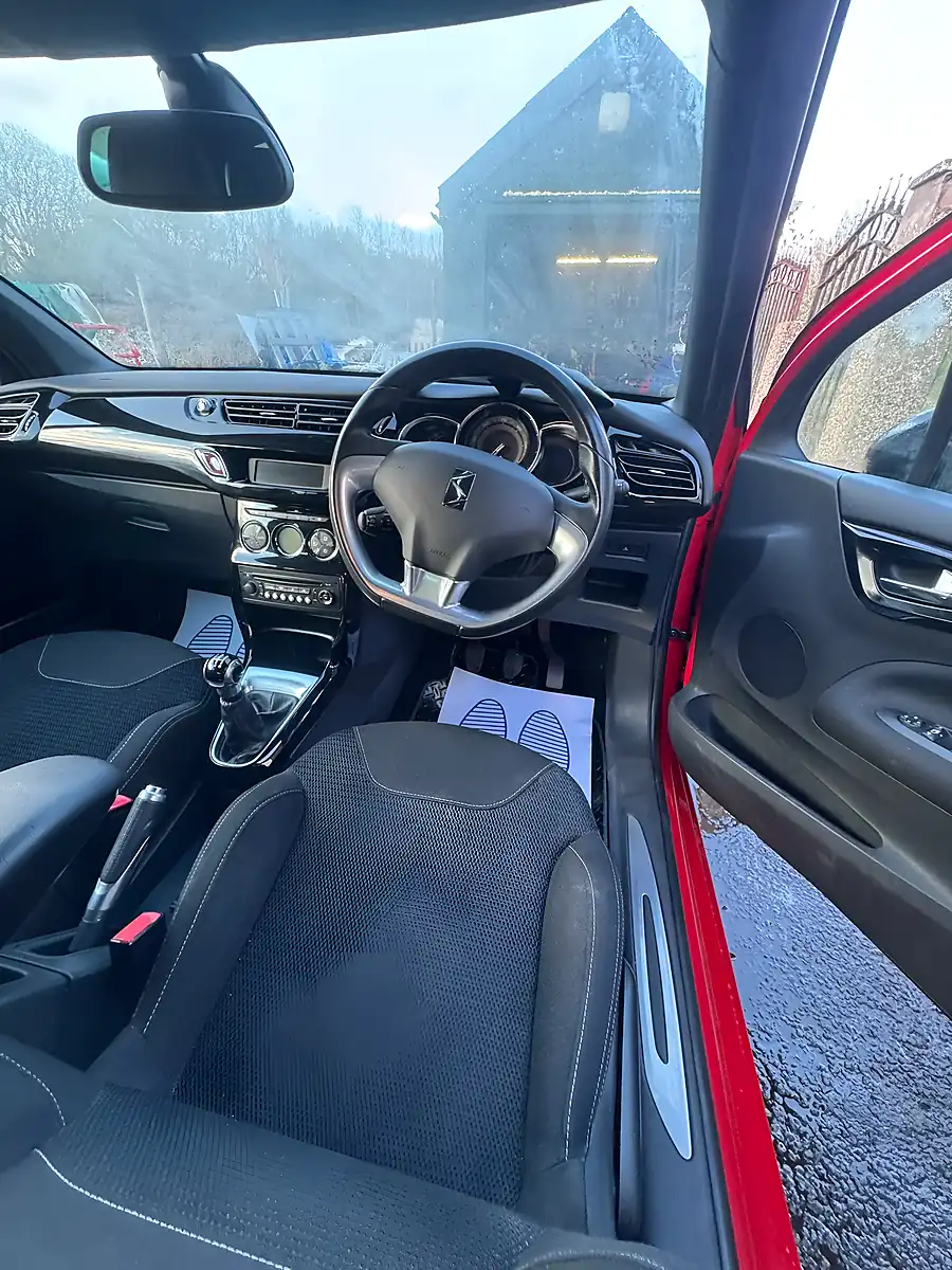 Used 2012 Citroen DS3 - Interior and Exterior details 7