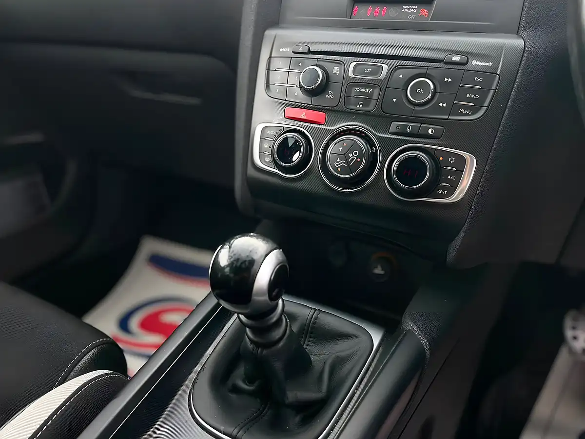 Used 2012 Citroen DS4 Dstyle Grey - Interior and Exterior details 20