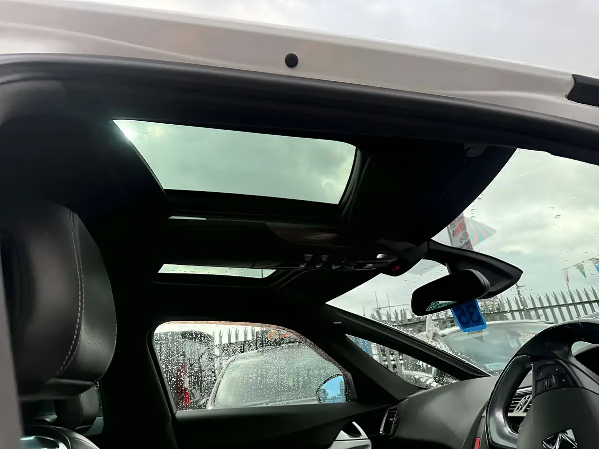 Used 2012 Citroen DS5 Sport - Interior and Exterior details 14