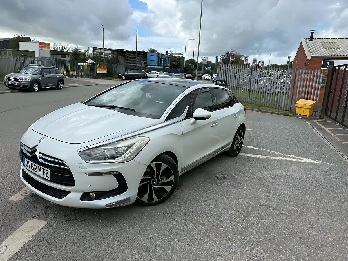 Used 2012 Citroen DS5 Sport - Interior and Exterior details 3