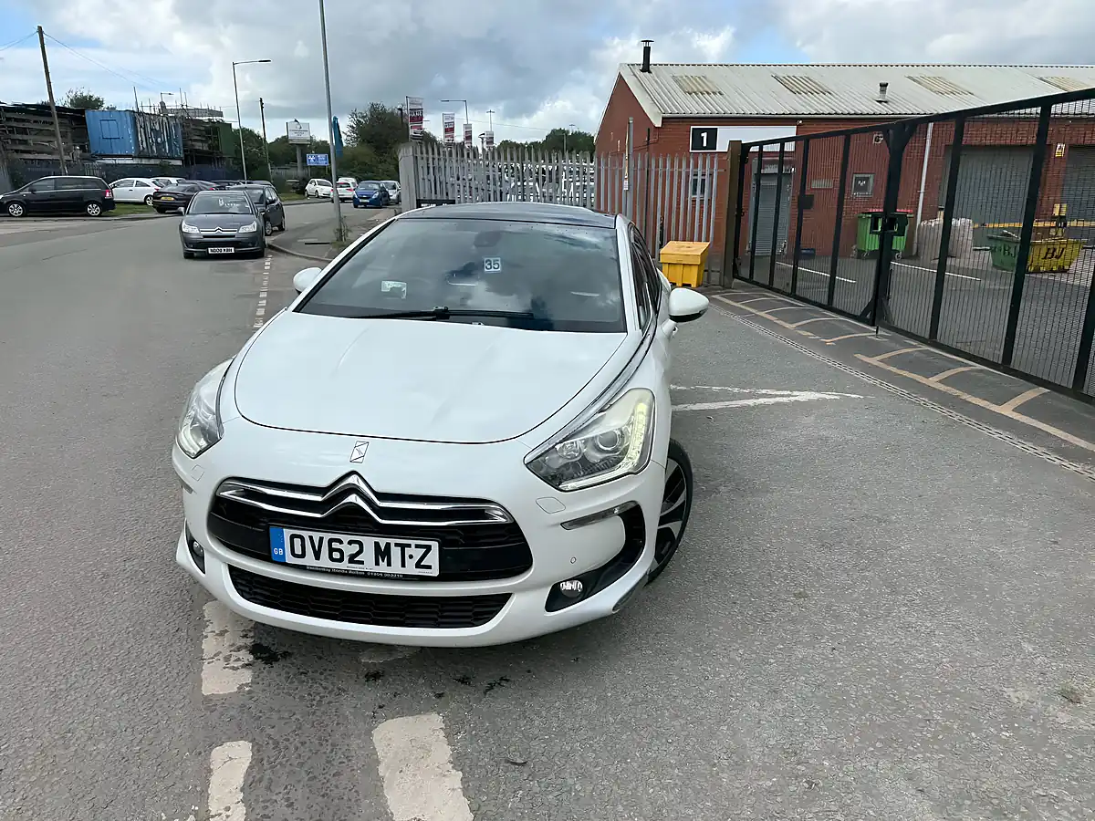 Used 2012 Citroen DS5 Sport - Interior and Exterior details 7