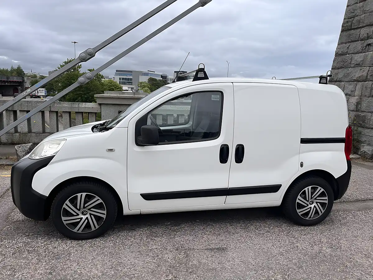 Used 2012 Citroen Nemo Lx White - Interior and Exterior details 8