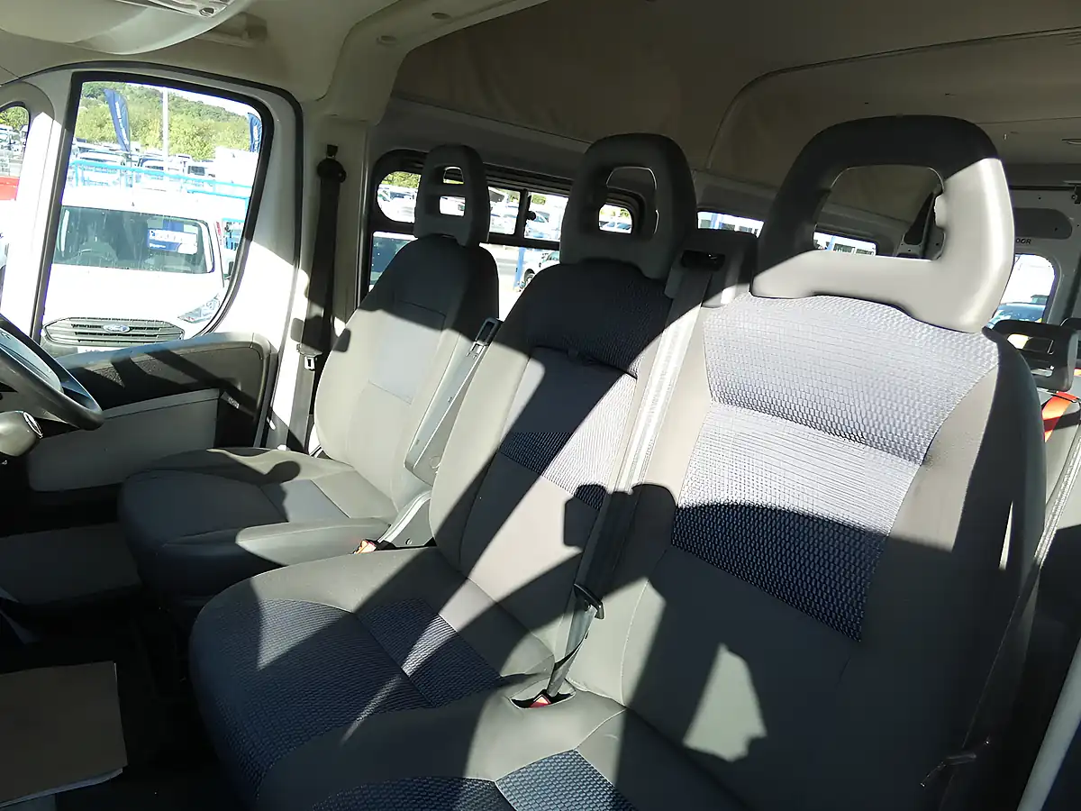Used 2012 Citroen Relay L3H2 Lwb 17-seat White - Interior and Exterior details 17