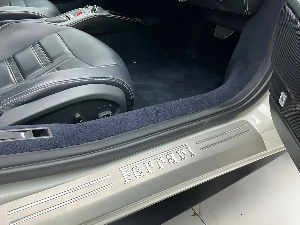 Used 2012 Ferrari 458 Italia Italia White - Interior and Exterior details 17