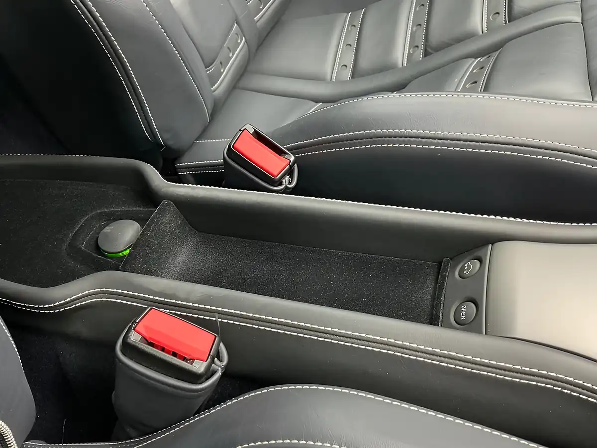 Used 2012 Ferrari 458 Italia Italia White - Interior and Exterior details 20