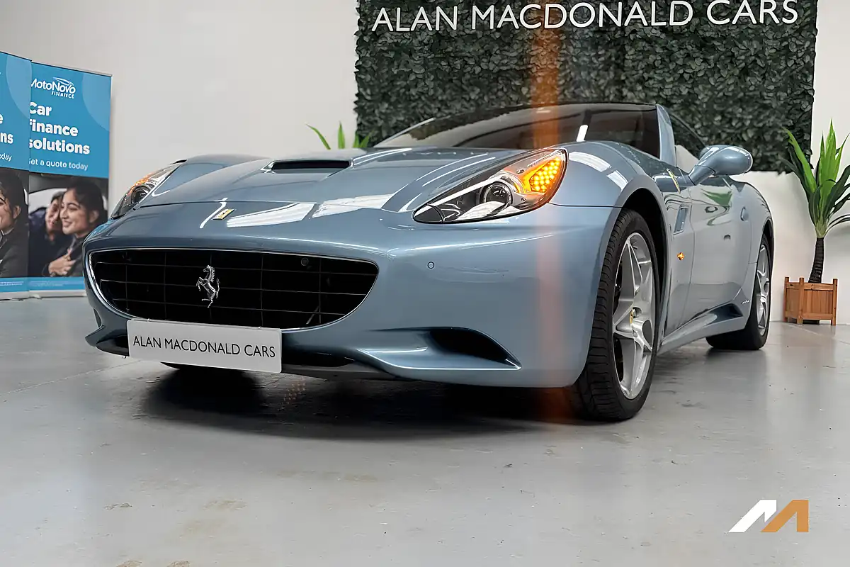 Used 2012 Ferrari California Convertible Blue - Interior and Exterior details 11