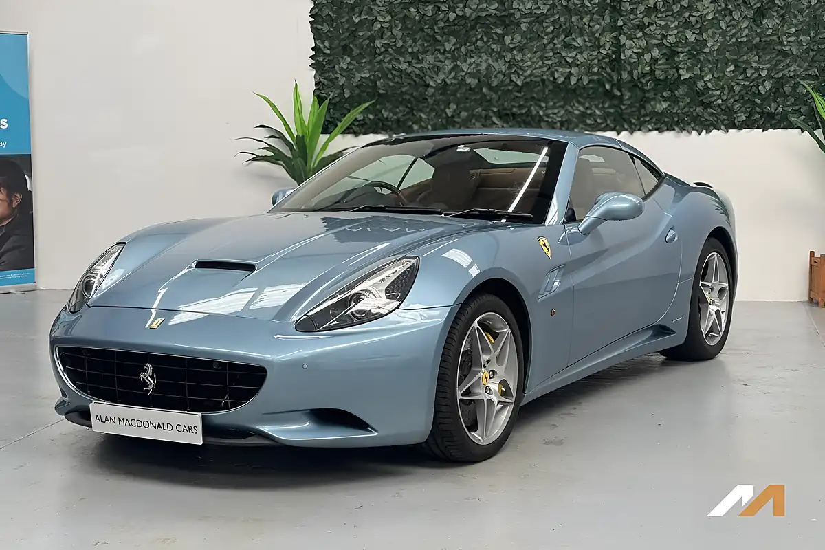 Used 2012 Ferrari California Convertible Blue - Interior and Exterior details 13