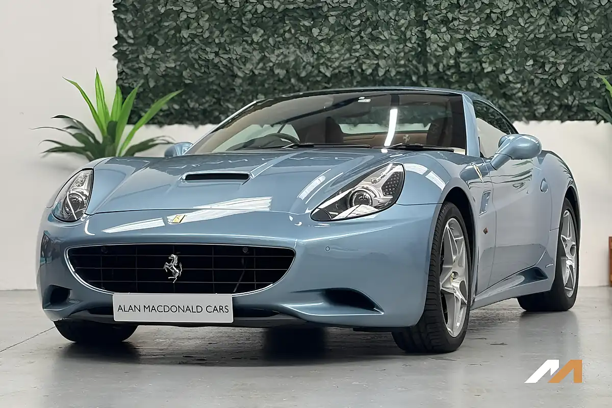 Used 2012 Ferrari California Convertible Blue - Interior and Exterior details 14