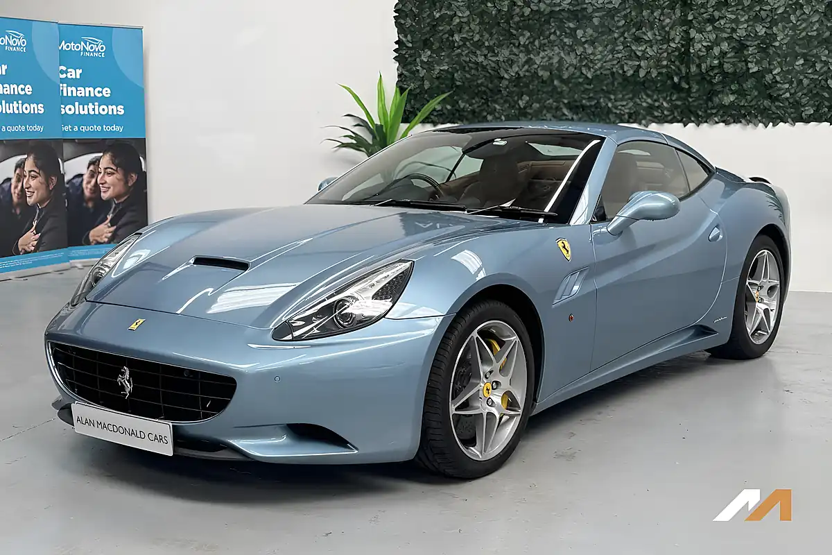 Used 2012 Ferrari California Convertible Blue - Interior and Exterior details 15
