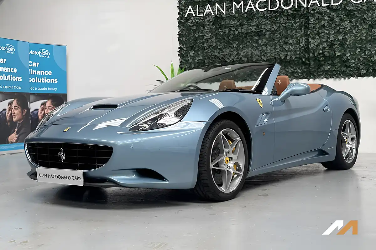 Used 2012 Ferrari California Convertible Blue - Interior and Exterior details 5