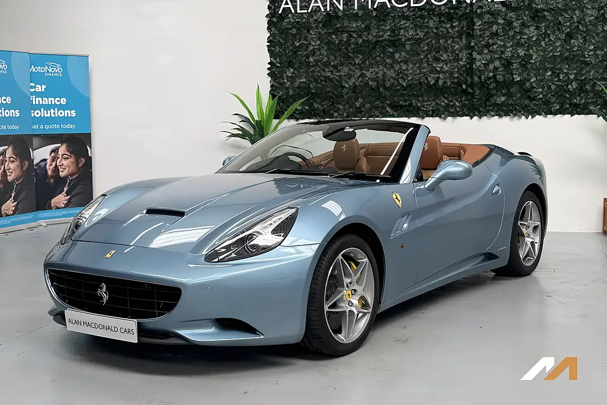 Used 2012 Ferrari California Convertible Blue - Interior and Exterior details 6