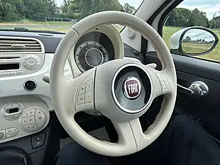Used 2012 Fiat 500 C Lounge White - Interior and Exterior details 15