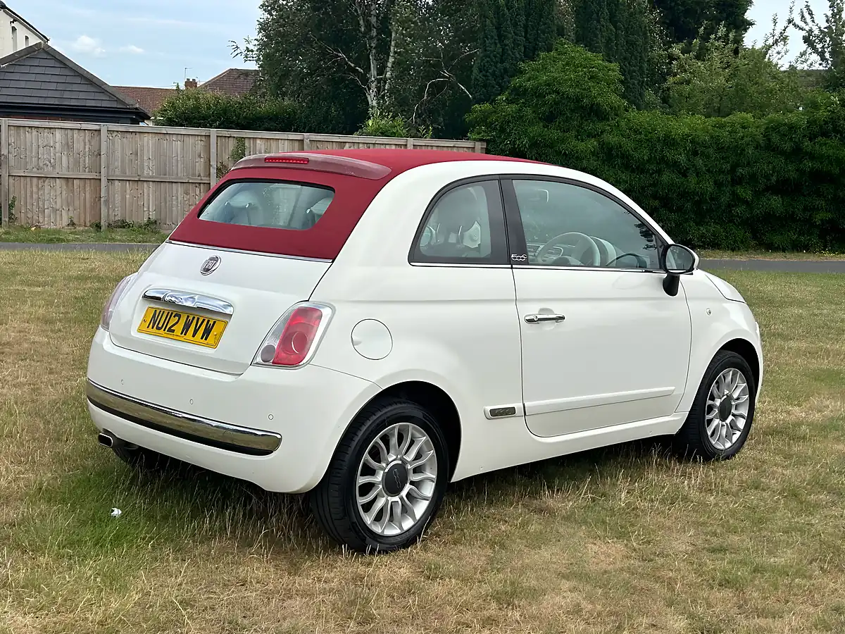 Used 2012 Fiat 500 C Lounge White - Interior and Exterior details 5