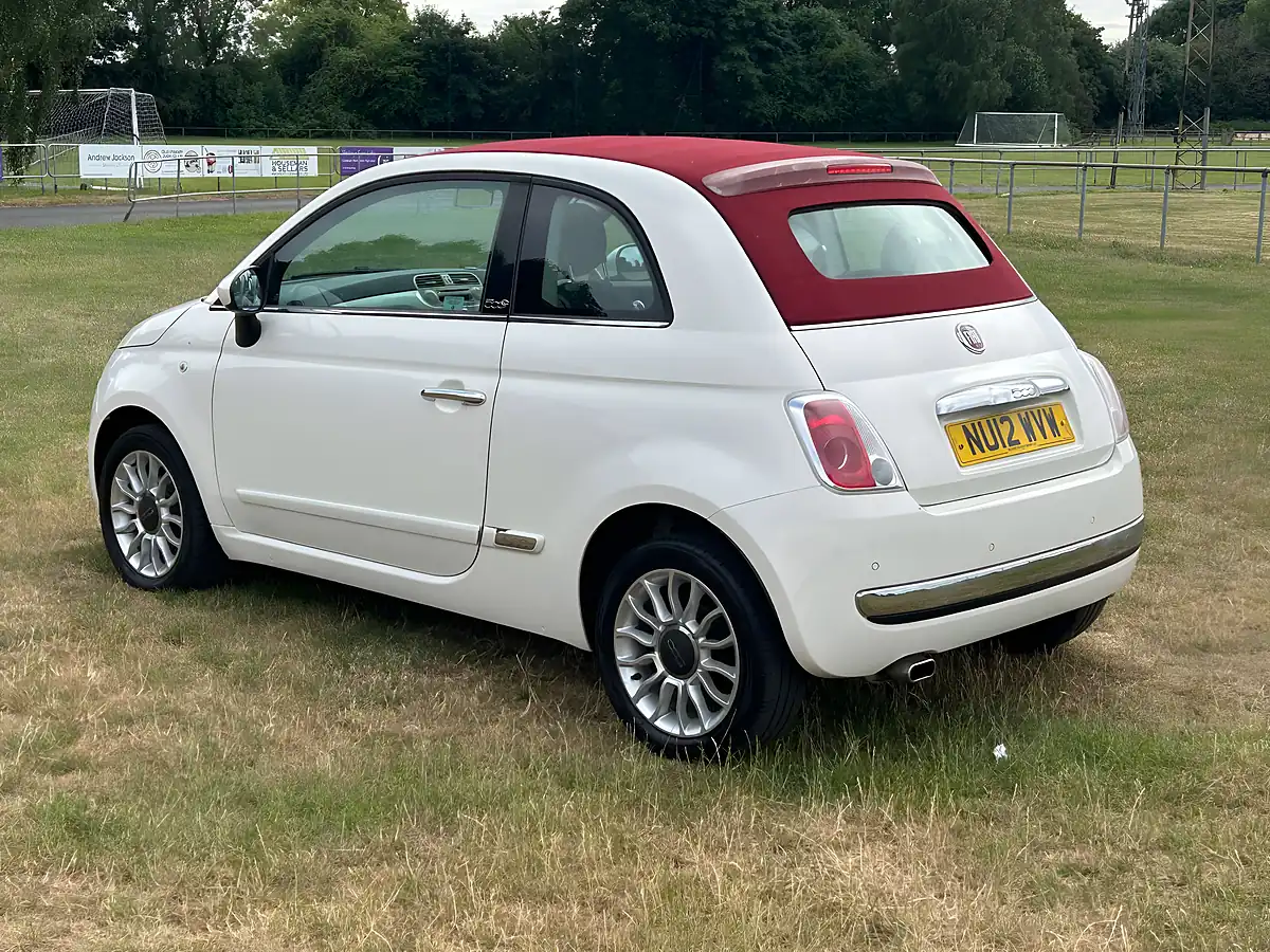 Used 2012 Fiat 500 C Lounge White - Interior and Exterior details 7