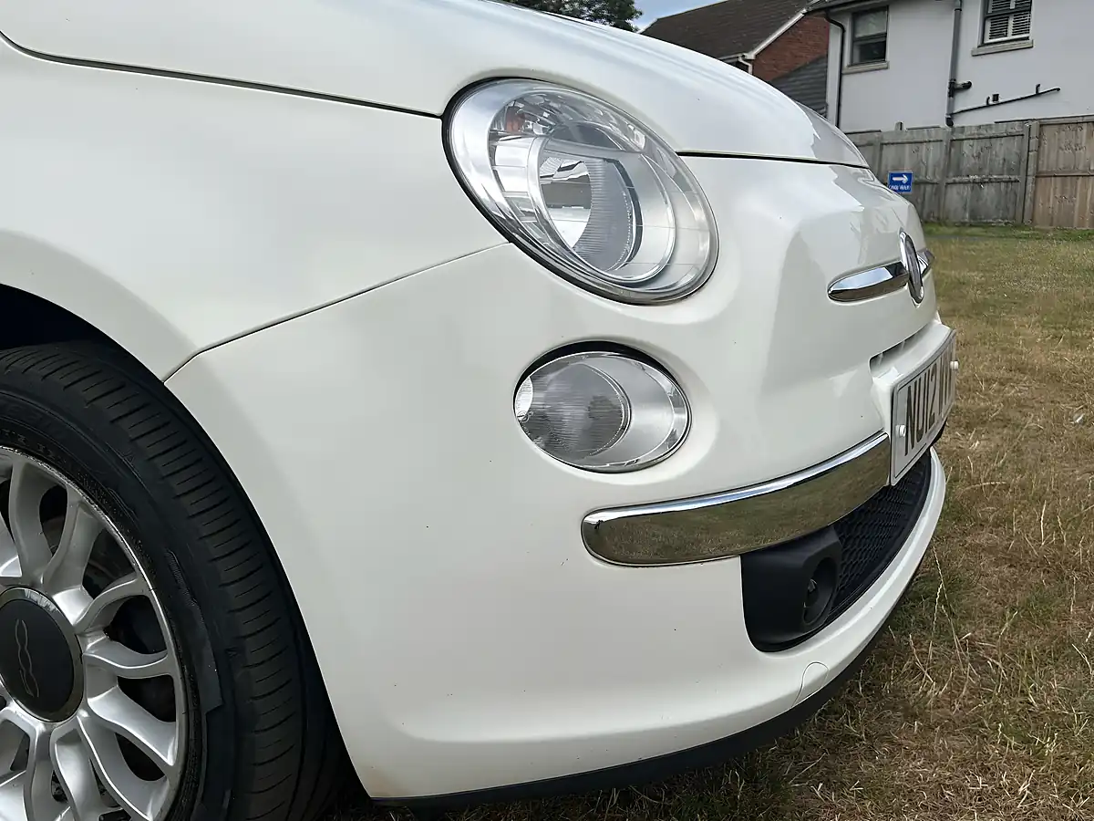 Used 2012 Fiat 500 C Lounge White - Interior and Exterior details 9
