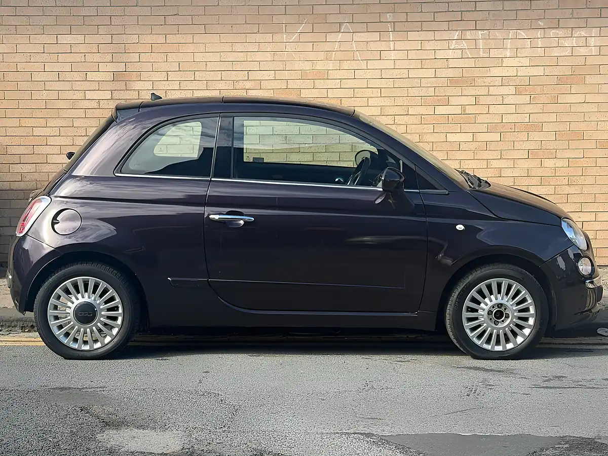 Used 2012 Fiat 500 Lounge Blue - Interior and Exterior details 2