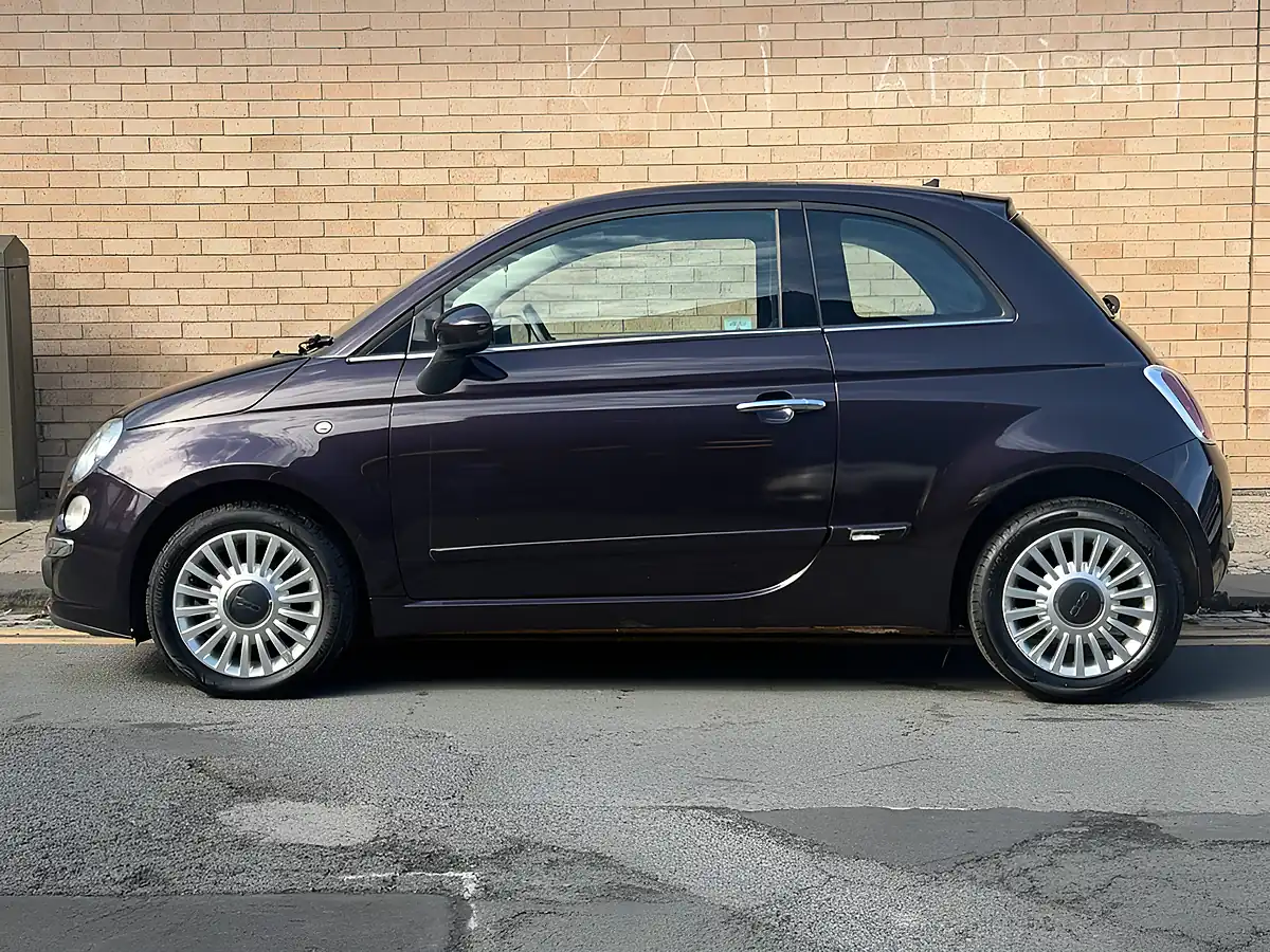 Used 2012 Fiat 500 Lounge Blue - Interior and Exterior details 4