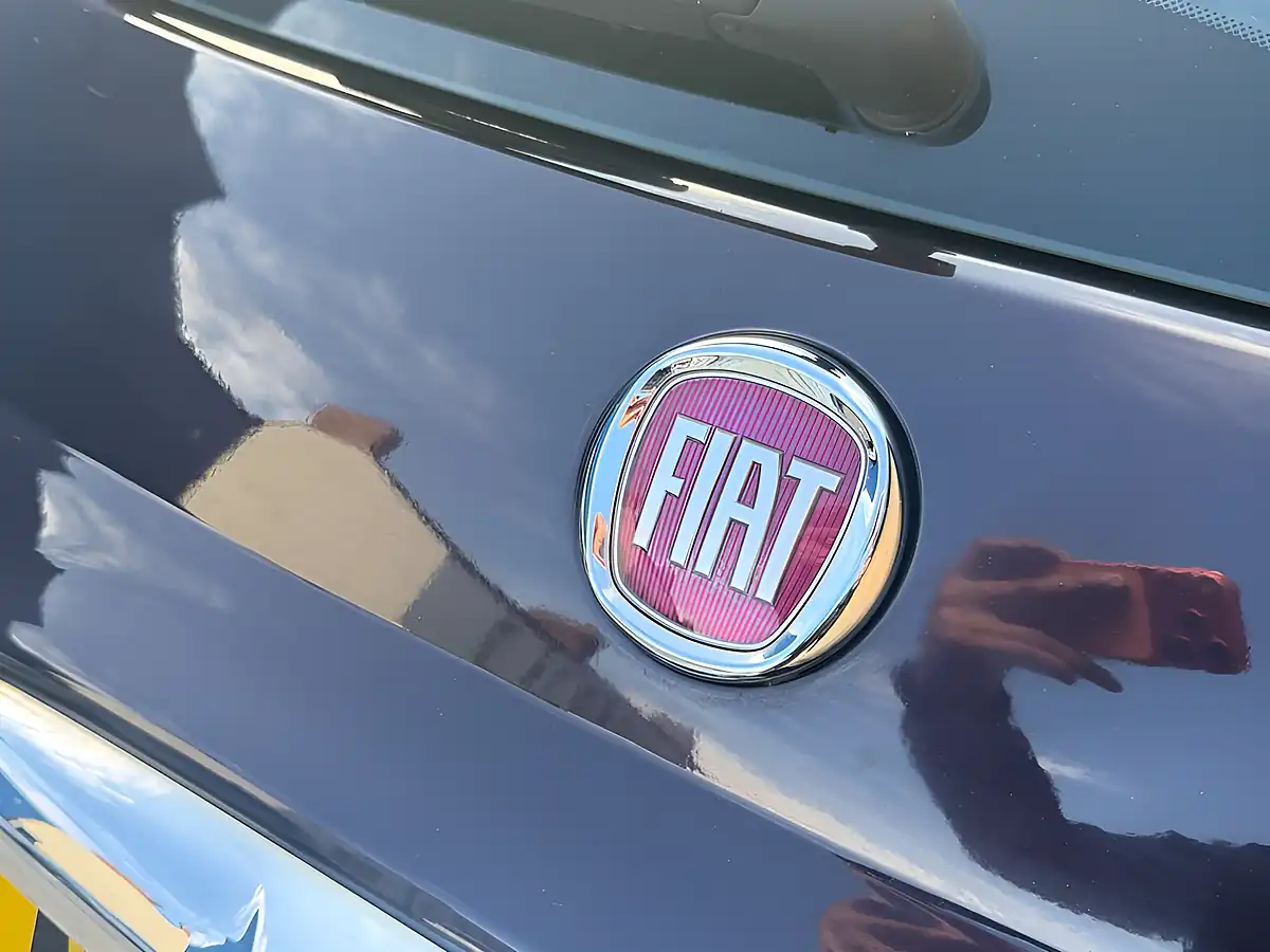 Used 2012 Fiat 500 Lounge Blue - Interior and Exterior details 8