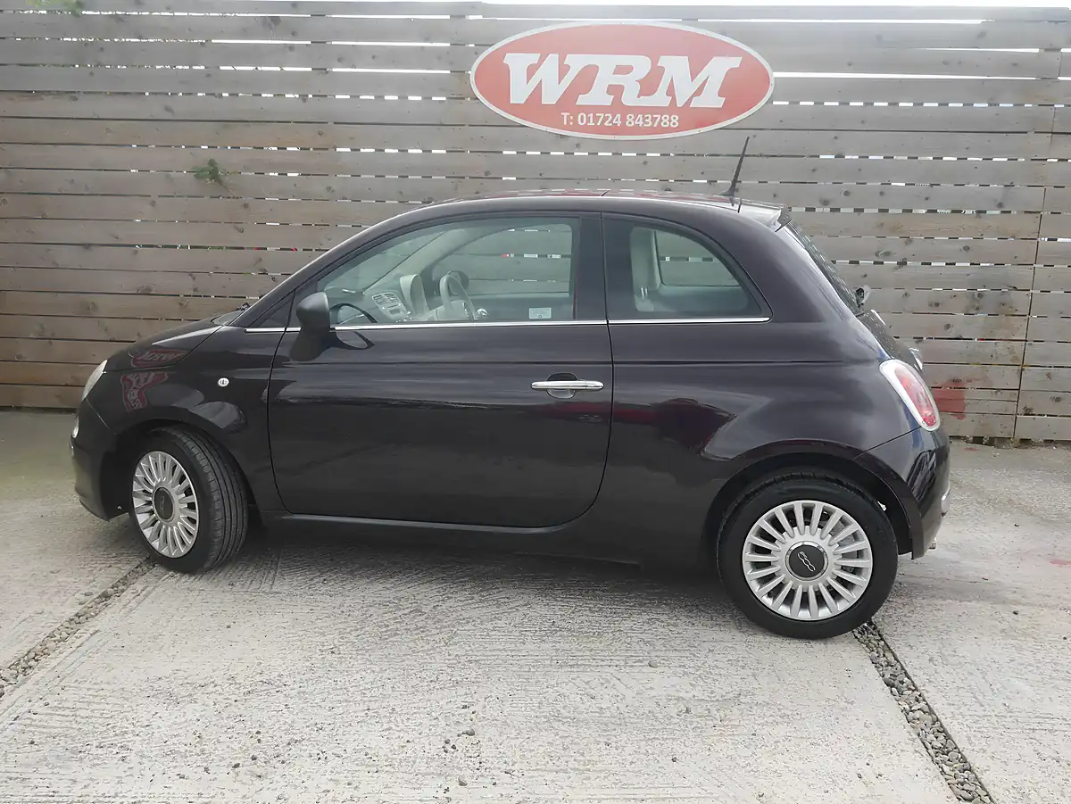 Used 2012 Fiat 500 Lounge Chill Out Purple - Interior and Exterior details 8