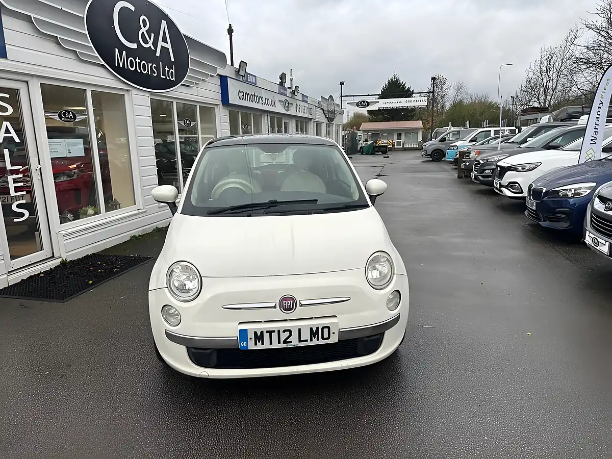 Used 2012 Fiat 500 Lounge White - Interior and Exterior details 2