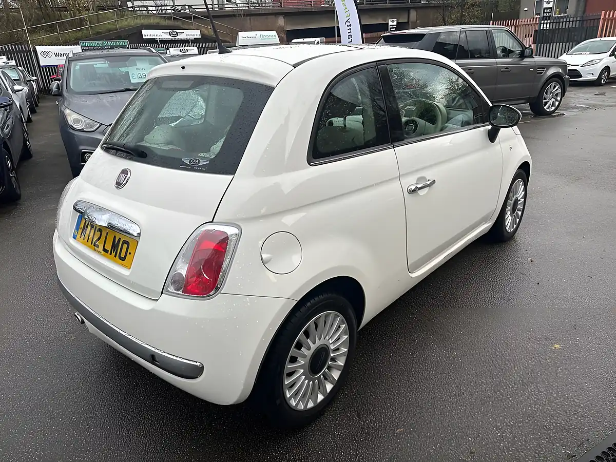 Used 2012 Fiat 500 Lounge White - Interior and Exterior details 6